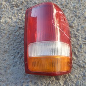 foco ford ranger 1993 1996 trasero copiloto alternativo daños