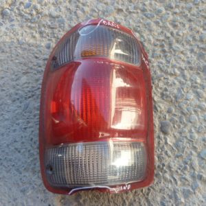 foco ford ranger 2002 2003 trasero chofer alternativo daños