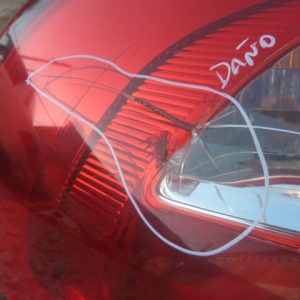 foco kia rio 5 hatchback 2012 2014 2016 trasero chofer daños