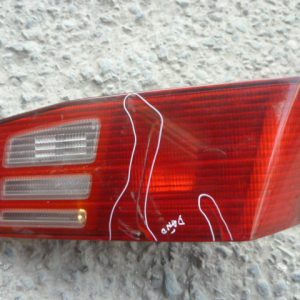 foco galant station 1998 2005 de portalon trasero copiloto daños