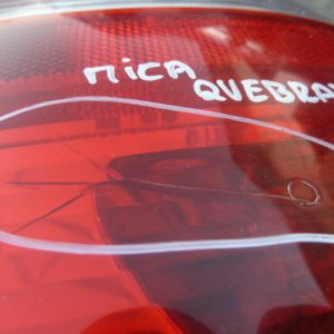 foco chrysler caravan 2001 2003 trasero chofer 3 soquetes daños