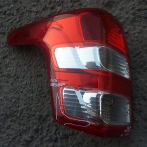 foco mitsubishi l200 2016 2017 2018 trasero chofer daños