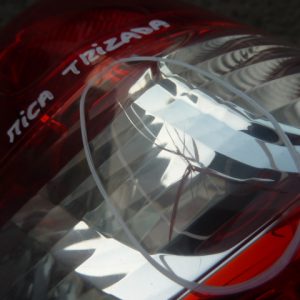 foco mitsubishi l200 2016 2018 trasero chofer original daños