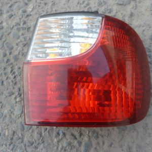 foco hyundai starex 2001/2003 trasero copiloto original usado