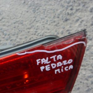 foco hyundai elantra 2012/2013 maleta trasero copiloto daños