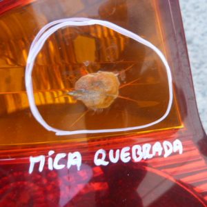 foco hyundai accent hatchback 2003 2005 trasero chofer daños