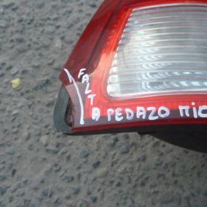 foco hyundai accent hatchback 2001 2002 trasero chofer daños