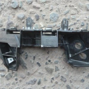 soporte mensula chevrolet onix 2021 2023 delantero copiloto daño