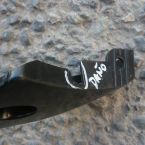 soporte ménsula mazda 3 sedan 2011 2013 trasera chofer daños