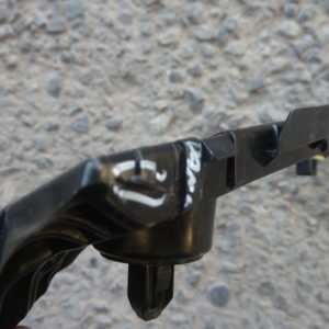 soporte ménsula mazda cx3 2016 2021 trasera chofer daños