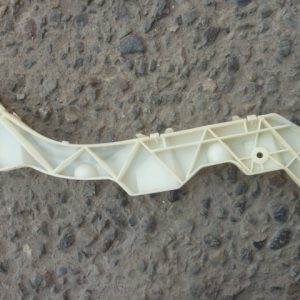 soporte ménsula mazda 6 hatchback 2003-06 tras copiloto daños