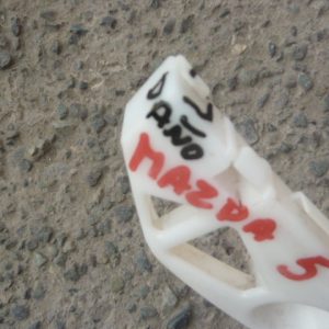 soporte ménsula mazda 5 2007 2008 trasera copiloto daños