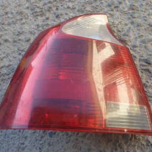 foco chevrolet evolution sedan 2003 2006 trasero chofer daños