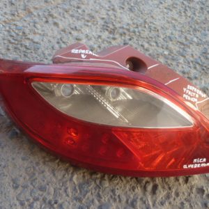 foco mazda 2 hatchback sport 2007 2013 trasero chofer daños