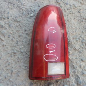 foco chevrolet silverado 1994 1998 trasero chofer original daños