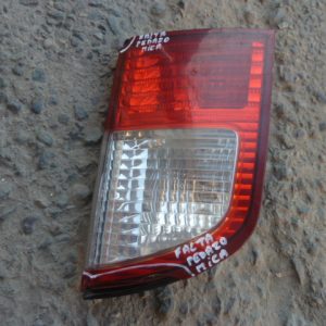 foco ssangyong kyron 2005 2006 de portalón lado chofer daños