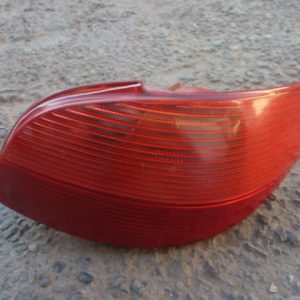 foco peugeot 206 1998 2002 trasero copiloto daños