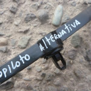 mensula soporte corolla 2015 lateral trasera copiloto alternativa