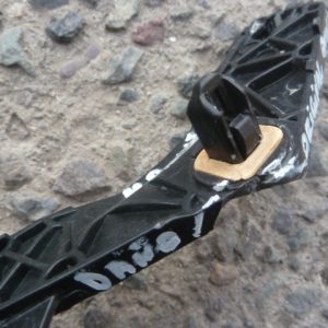 mensula soporte toyota prado 4puertas 2018 trasera chofer daños