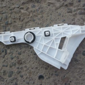 mensula soporte yaris sedan 2007 2012 trasera chofer alternativa