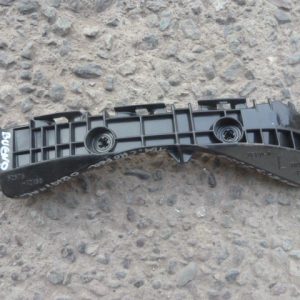 mensula soporte toyota auris 2007 2011 trasera chofer original