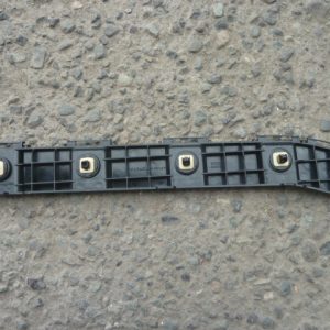 mensula soporte toyota sequoia 2008 2017 trasera chofer original