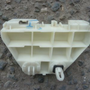 mensula soporte corolla 2009 2010 bajo foco trasero chofer daño