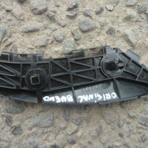 mensula soporte yaris sedan 2010 chica trasero copiloto original