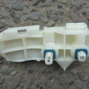 soporte mensula auris 2007 2011 bajo foco trasero copiloto usado