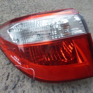 foco toyota corolla sedan 2015 2016 trasero chofer original daños