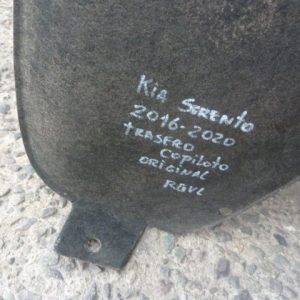 Guardafango kia sorento 2016 2020 trasero copiloto usado