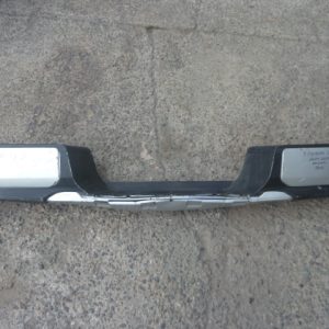 parachoque mitsubishi l200 2021 trasero daños