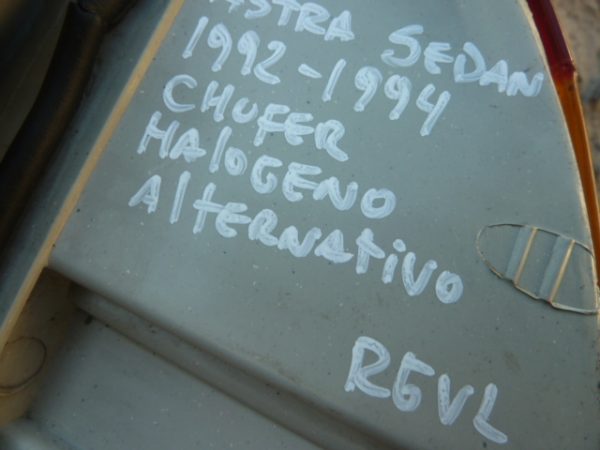 foco astra sedan 1992 1994 alternativo trasero chofer daños - Imagen 3
