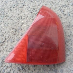 foco renault clio hatchback 2000 trasero copiloto