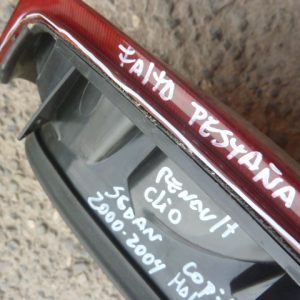 foco renault clio sedan 2000 2004 trasero copiloto daños