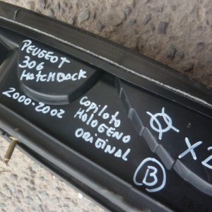 foco peugeot 306 hatchback 2000 2002 trasero copiloto