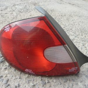 foco chrysler neon 2001 2002 2003 trasero chofer daños