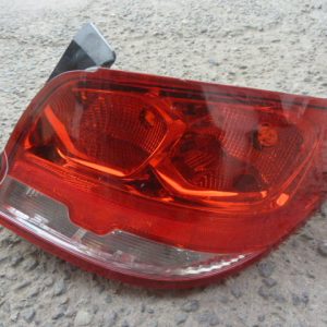 foco chevrolet sail 2018 2022 trasero copiloto original daños