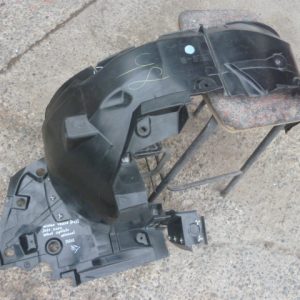 Guardafango versa n18 2021 2024 delantero copiloto daños