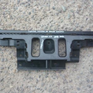 mensula soporte citroen c3 2018 2023 central trasero