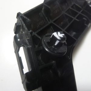 mensula soporte toyota corolla 2017 delantera chofer daños