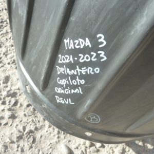 Guardafango mazda 3 2021 2023 delantero copiloto daños