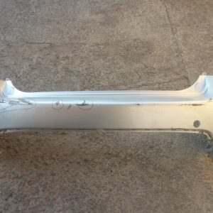 parachoque carens 2008 2012 trasero original daños