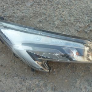 optico nissan juke 2017 2020 halogeno/leds chofer – dañado