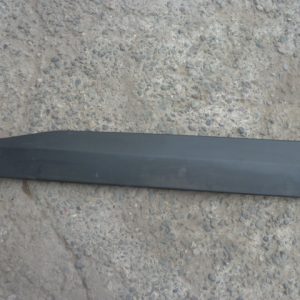 moldura de puerta rav4 2020 2022 delantera chofer (falta pedazo)