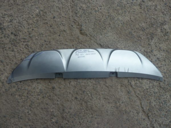 moldura mg hs 2022 2023 inferior parachoque trasero daños
