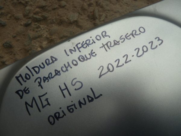 moldura mg hs 2022 2023 inferior parachoque trasero daños - Imagen 2