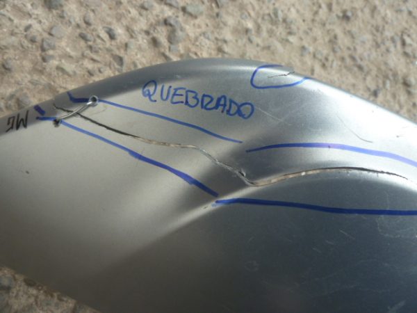 moldura mg hs 2022 2023 inferior parachoque trasero daños - Imagen 3