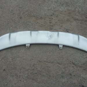 moldura kia sorento 2019 inferior parach delantero – quebrada