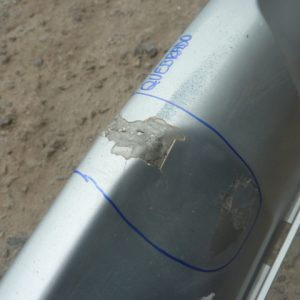 moldura kia sorento 2019 inferior parach delantero – quebrada